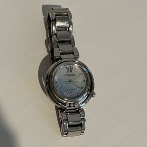 Citizen watch with diamonds